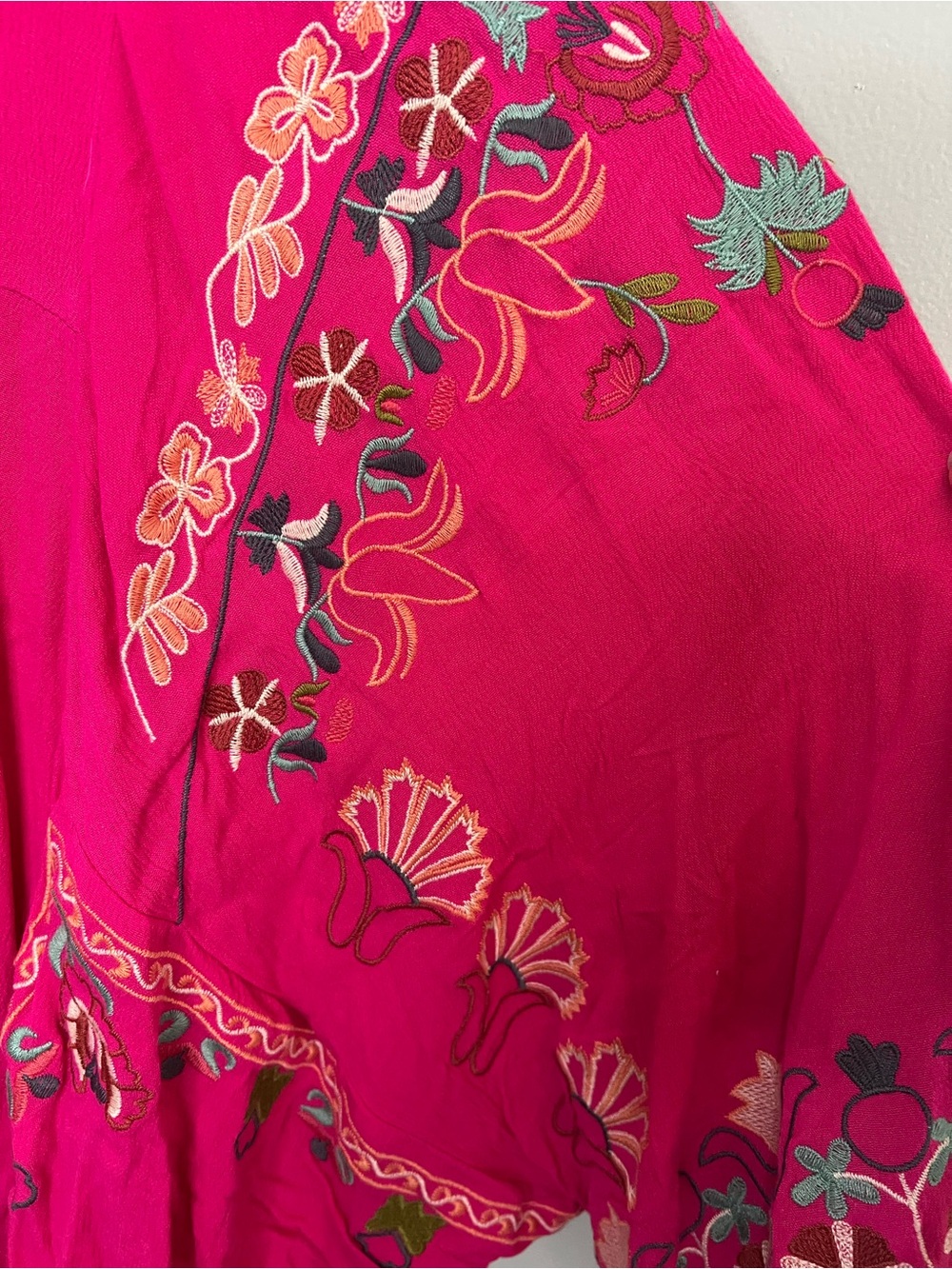 Easel Sz S Pink Embroidered Boho Peasant Blouse Balloon Sleeve Rayon - Picture 7 of 11